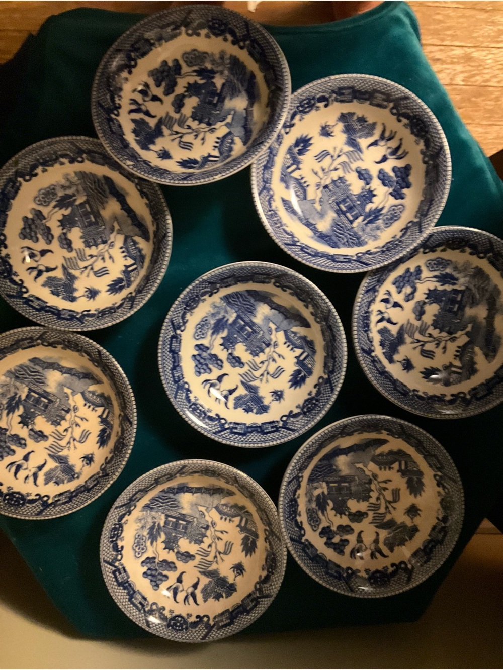 Antique 1950s Blue Willow Ware - Set of 8